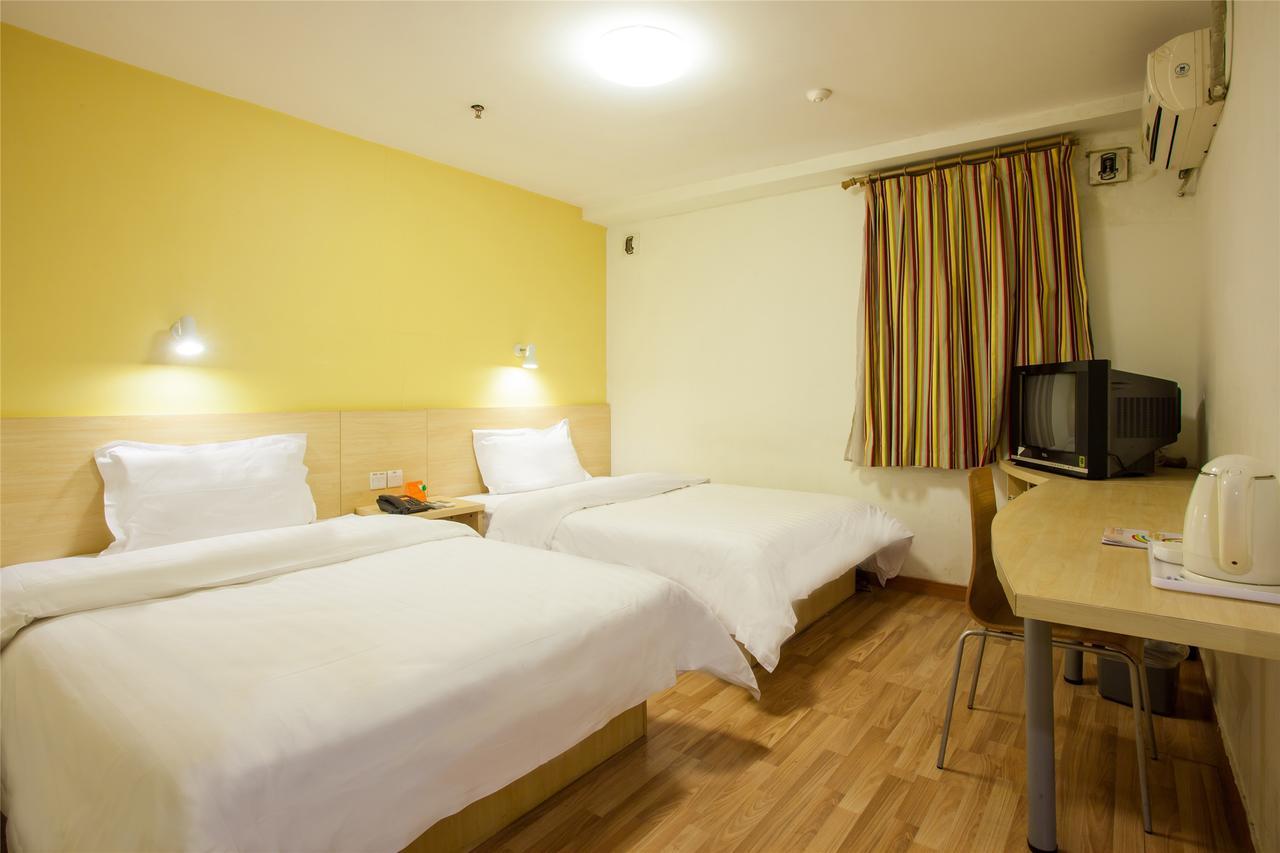 7Days Premium Guangzhou Tianhe Gangding Exterior photo